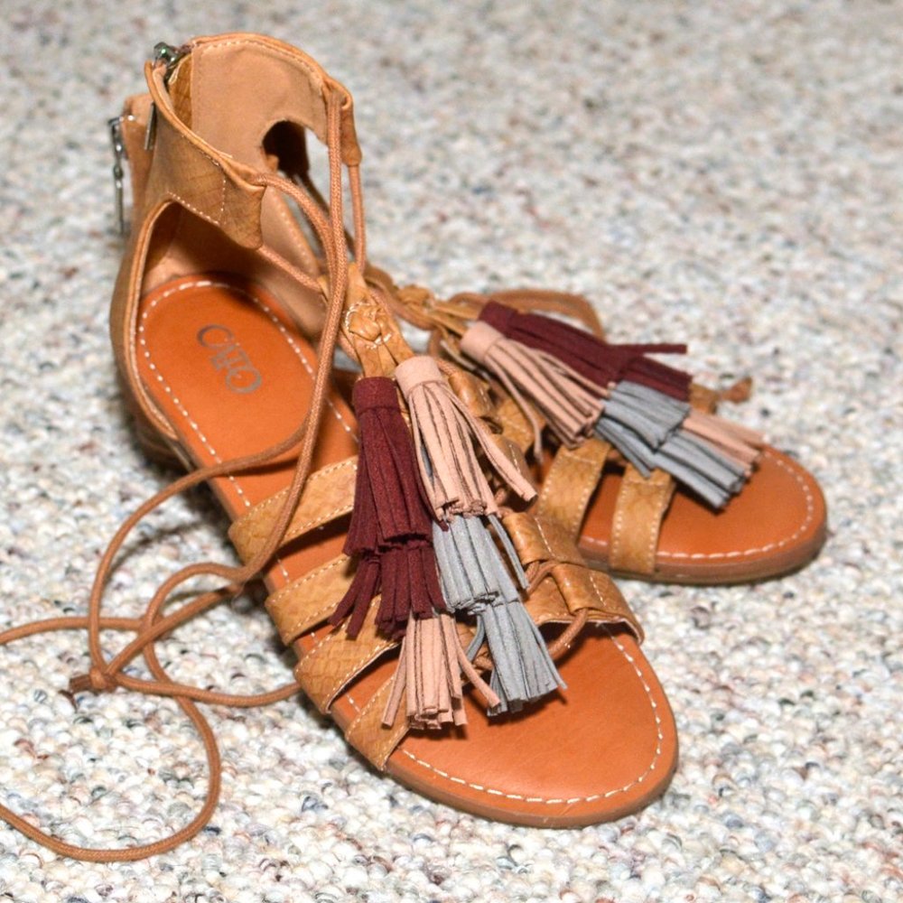 Cato Women's Size 6 Sandals With Tassels